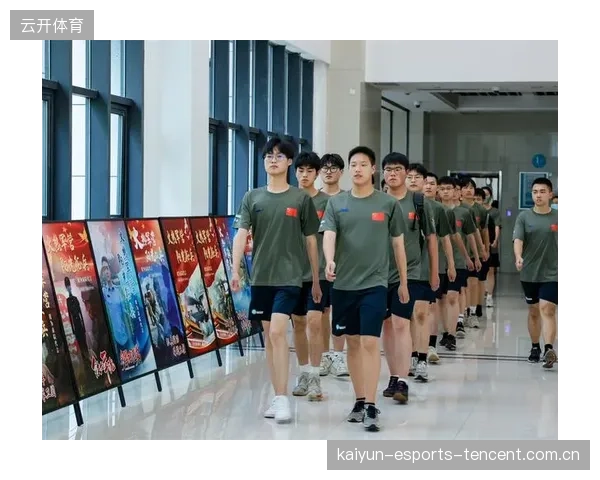 国少将战欧洲同龄队：青春无悔的战场与梦想